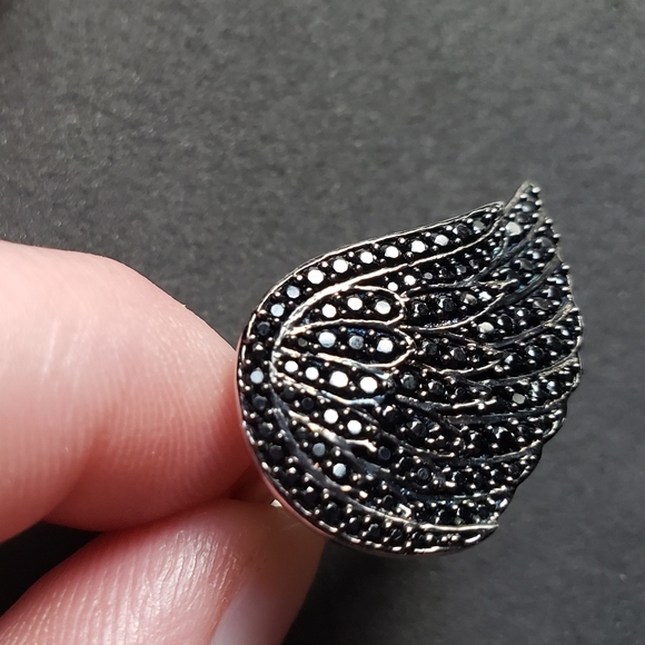 Angel wing ring - Picture 2 of 3